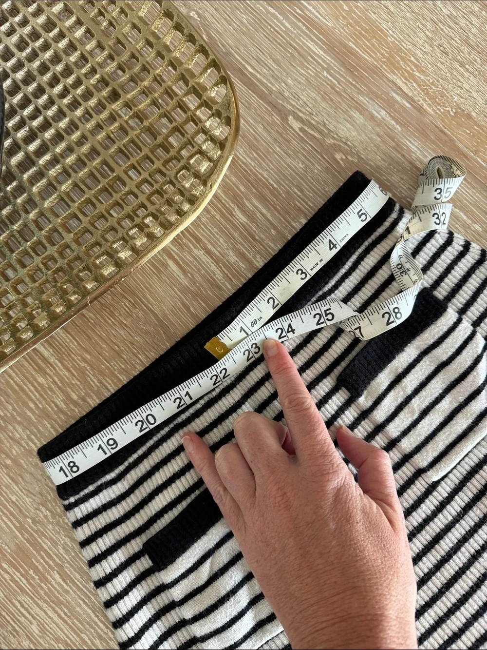 Habitual girls Black and White Striped Knit Top & Skirt Set sz 10